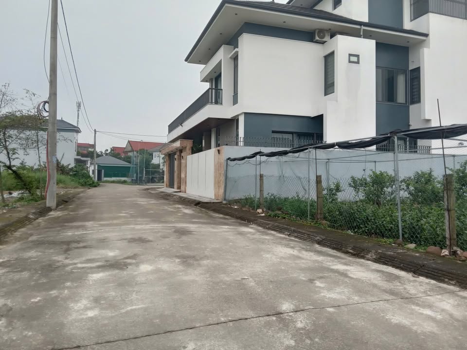 Đất nền phường Tân Giang, Hà Tĩnh 147m² giá 2.7 tỷ - Mặt tiền thông thoáng, xây nhà đẹp!