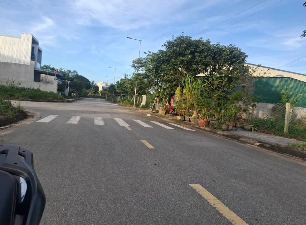 Đất nền Khu dân cư Điền Viên, Tịnh Ấn Tây 110m² giá 1 tỷ - Đối lưng mặt tiền!