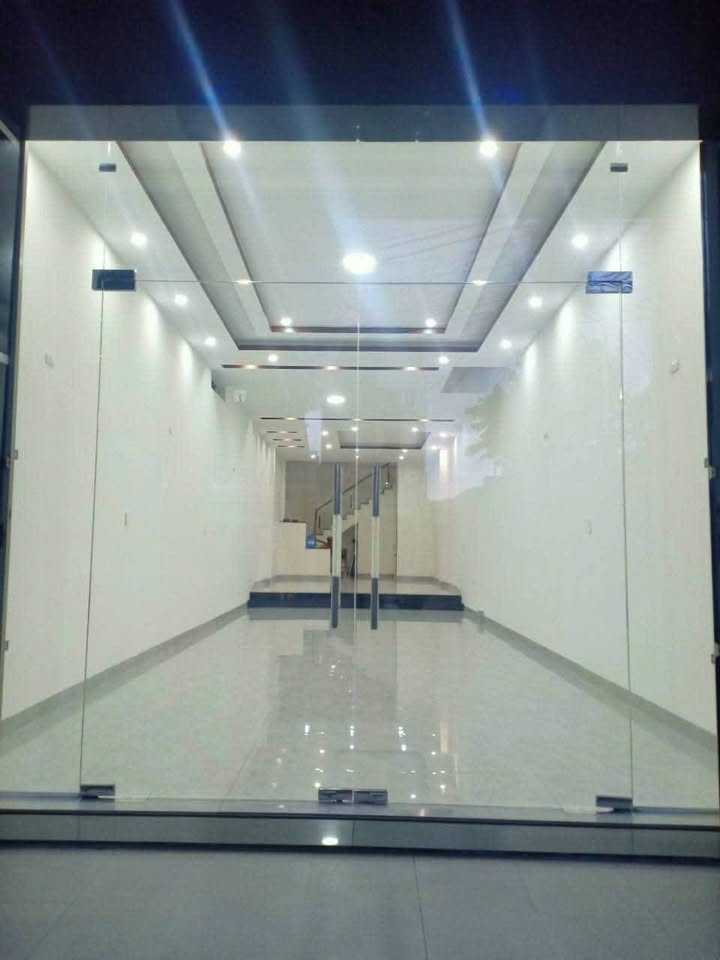 Nhà mặt tiền Chu Văn An, Nghĩa Lộ 117m² giá 5 tỷ - Cơ hội đầu tư hấp dẫn!