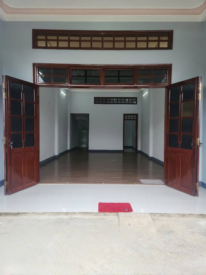 Nhà cho thuê 2 tầng tại Quảng Phú, 125m² chỉ 4 triệu/tháng - Không thể bỏ qua!