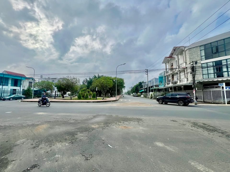 Đất nền đường Thục Phán, Bình Khánh, Long Xuyên 74.3m² giá 2.5 tỷ - Cơ hội đầu tư hấp dẫn!