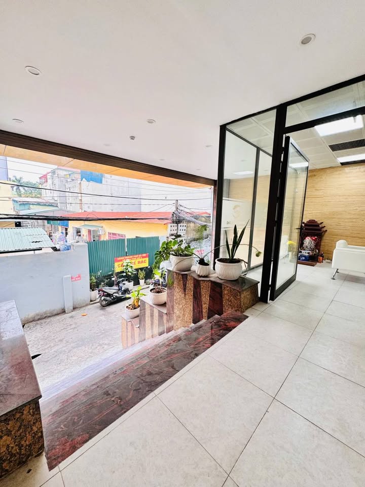 Cho thuê văn phòng Trung Văn 120m² giá 21 triệu - Sẵn sàng làm việc ngay!