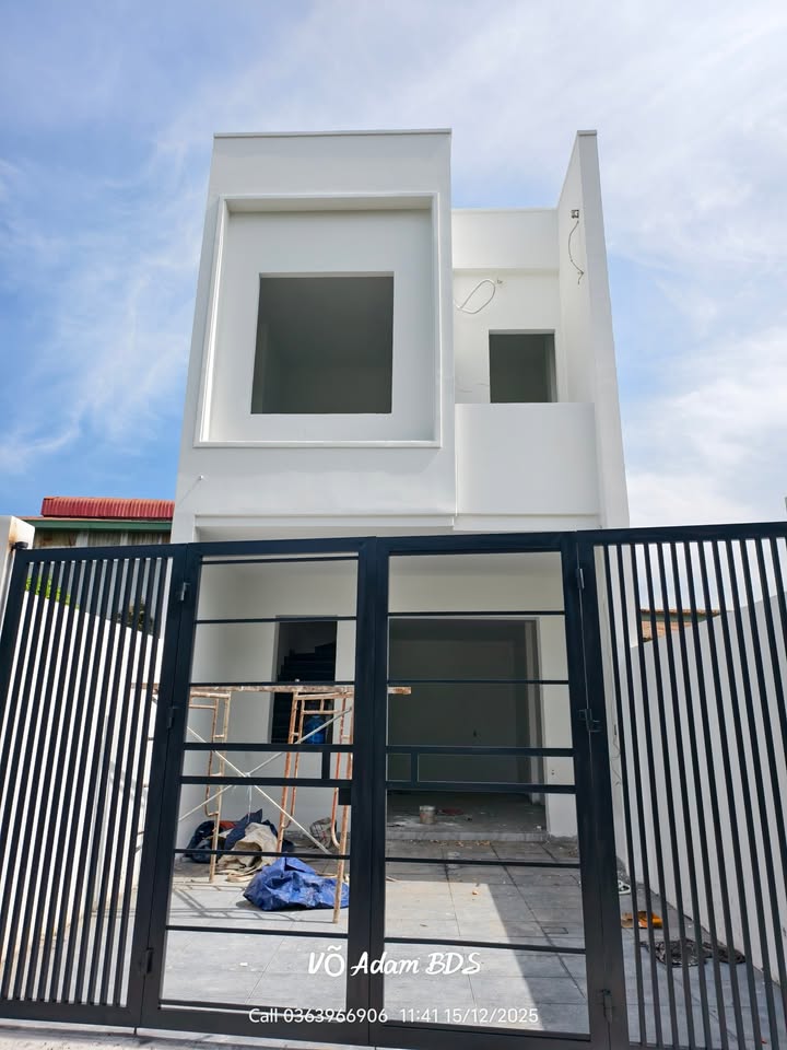 Nhà phố Tương Bình Hiệp Thủ Dầu Một 60m² giá thỏa thuận - Nhà mới hiện đại, tiện ích xung quanh phong phú!