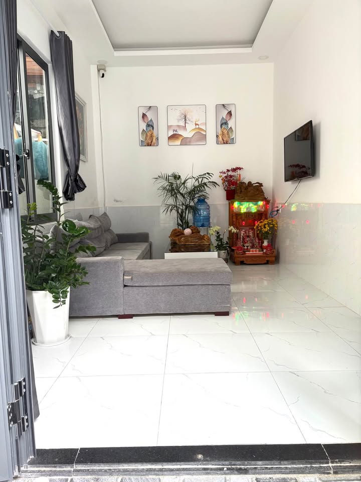 Bán nhà hẻm 27 Lê Hồng Phong, Đà Lạt 75m² - Giá chỉ 3.9 tỷ thương lượng!