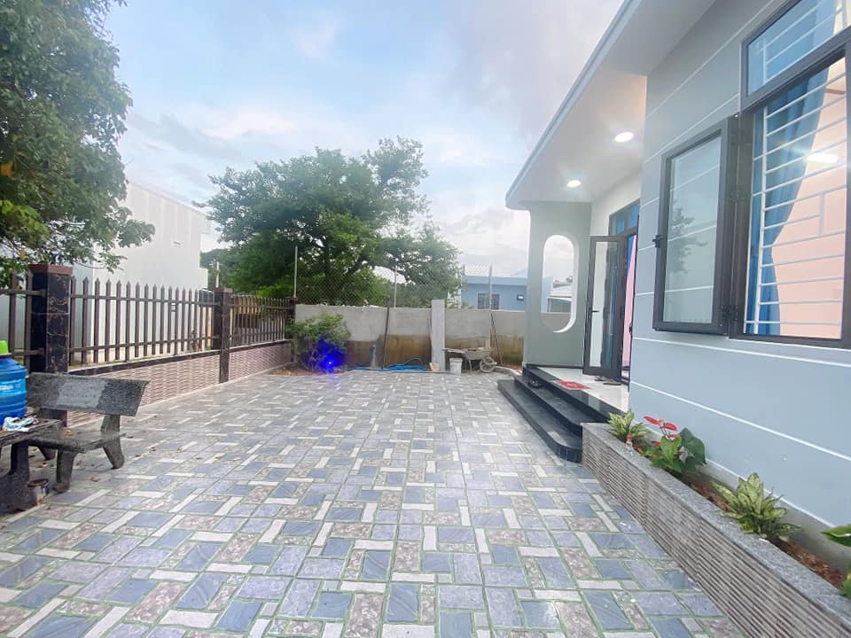 Nhà đẹp phường An Cựu, 140m² giá 1,55 tỷ - Không gian thoáng mát, ô tô vào tận nhà!