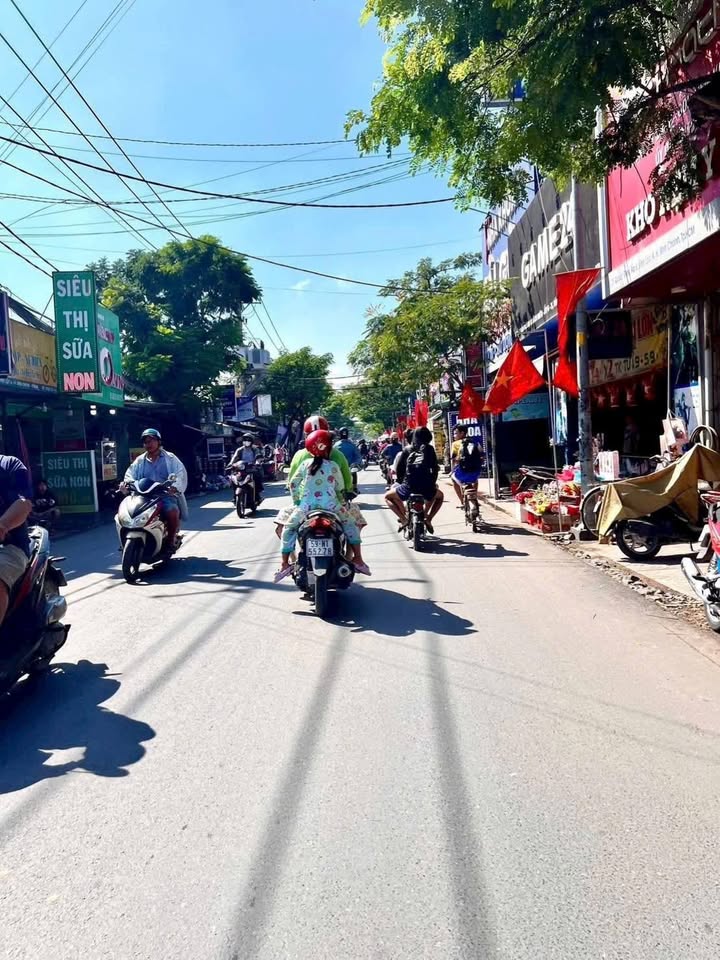 Bán Nhà Mặt Tiền Đường Quách Điêu Vĩnh Lộc A 94m² giá 3.5 tỷ - Vừa ở vừa kinh doanh!