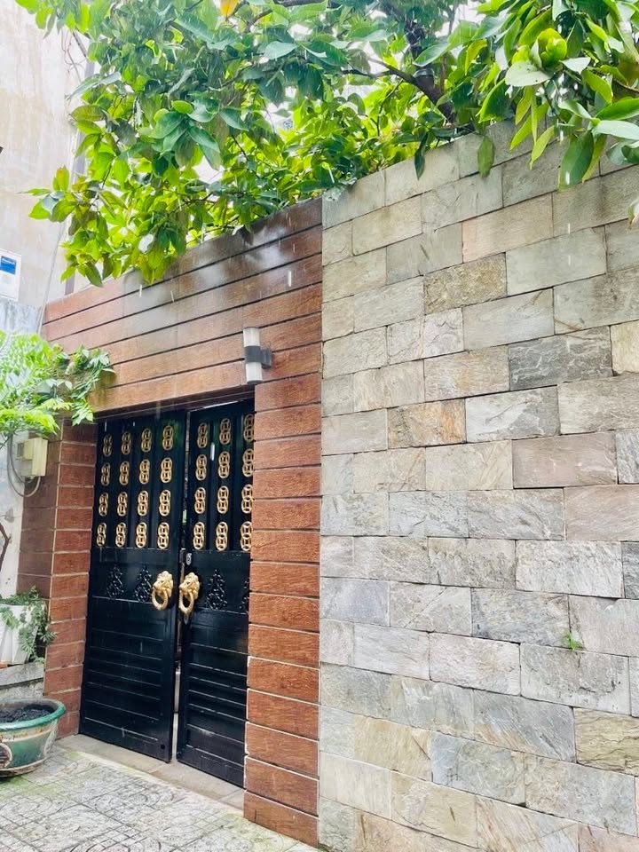 Nhà phố Gò Vấp 80m² giá 7.9 tỷ - Thiết kế ấm cúng, chính chủ bán gấp!