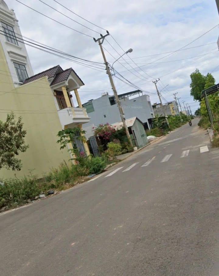 Đất lô góc 2 mặt tiền tại Nhơn Phú, 79m² giá chỉ 2.8 tỷ - Cơ hội đầu tư tuyệt vời!