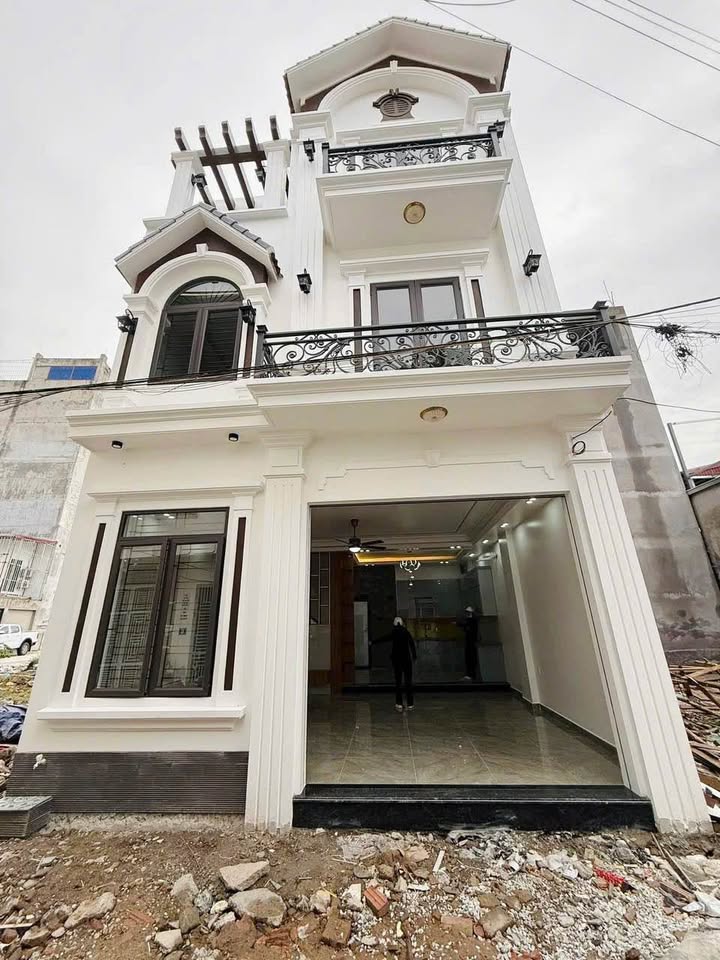 Nhà 4 tầng mái Thái tại Vĩnh Khê, Hải Phòng 67m² giá 4.3 tỷ - Sẵn sàng vào ở!