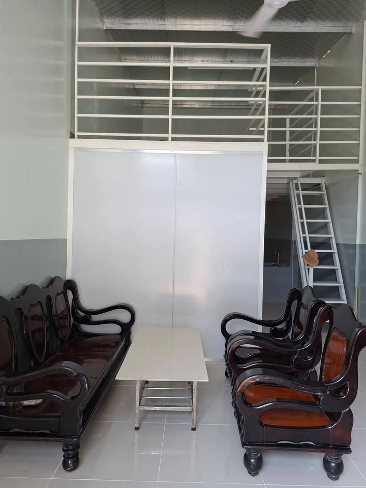 Cho thuê nhà hẻm 994 Huỳnh Tấn Phát, quận 7, 40m² - Nhà mới xây, giá tốt 5 triệu/tháng!