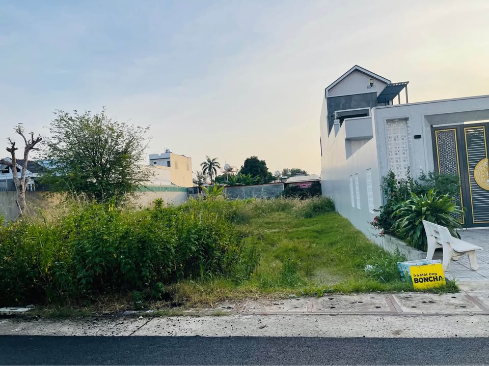 Đất mặt tiền đường Số 31 - Tân Thông Hội, Củ Chi 223m² giá 4.1 tỷ - Khu sầm uất, tiện ích đầy đủ!