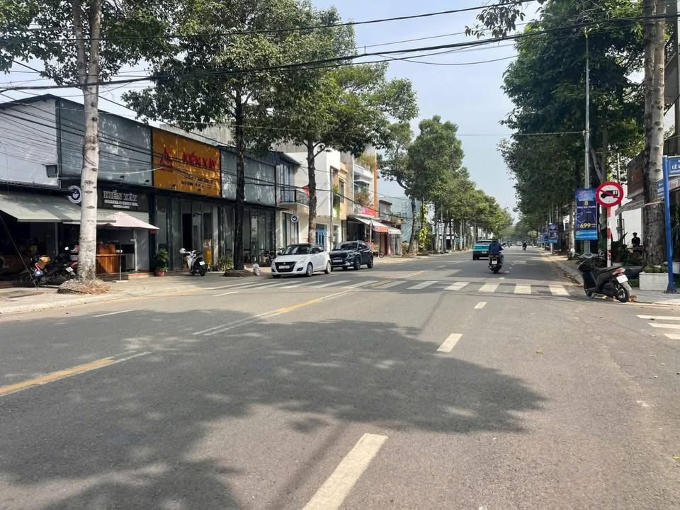 Mặt tiền kinh doanh đường Nguyễn Văn Cừ, Bà Rịa 140m² giá 6 tỷ - Cơ hội đầu tư tuyệt vời!