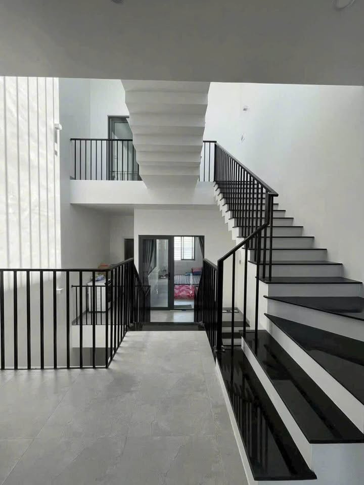 Nhà cho thuê 3 tầng tại KDC 586, Cái Răng, 125m² - Phù hợp mở văn phòng hoặc ở gia đình!