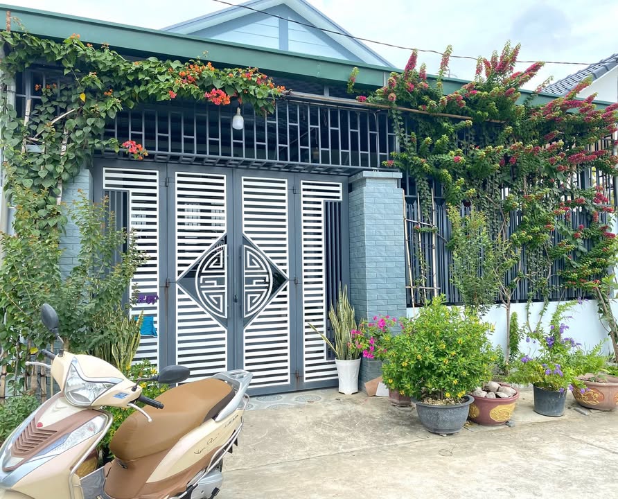 Nhà phố Diên Sơn, Diên Khánh 157m² giá 2 tỷ - Sẵn sàng dọn vào ở ngay!