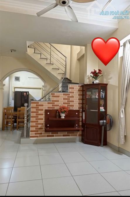 Nhà phố Định Công Thượng 36m² giá 7 tỷ - Vị trí đẹp, tiện ích đầy đủ!