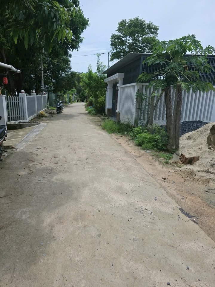 Đất thổ cư Cam Tân, Cam Lâm 252m² - Giá tốt, cần bán gấp!