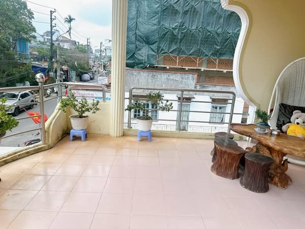 Nhà mặt tiền đường An Dương Vương, Đà Lạt, 56.53m² giá 9 tỷ - Kinh doanh sầm uất!