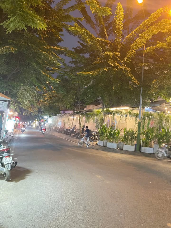 Nhà phố KDC Hồng Long Thủ Đức 66m² giá 4.6 tỷ - Mặt tiền kinh doanh lý tưởng!