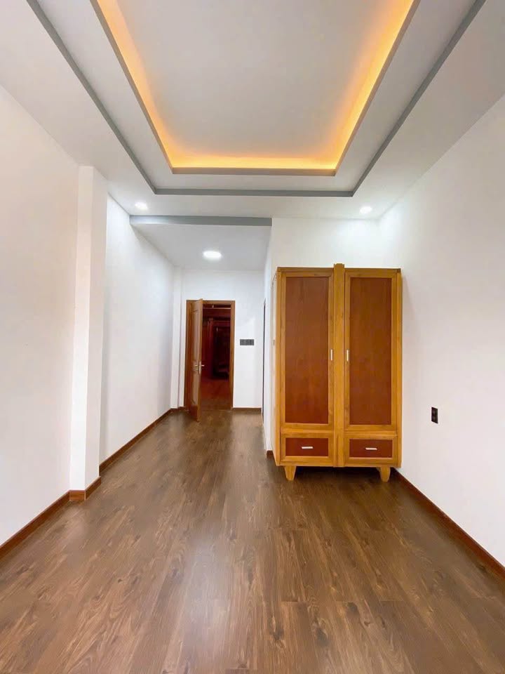 Nhà mặt tiền cho thuê đường Lê Duẩn, Buôn Ma Thuột - 225m² giá 12 triệu/tháng