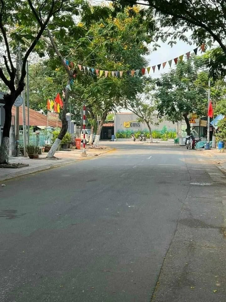 Đất mặt tiền Phan Bội Châu Dĩ An 394m² giá 42 triệu/m² - Cơ hội đầu tư sinh lời!