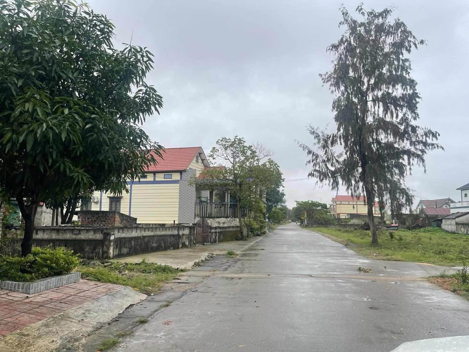 Nhà mặt tiền Quốc phòng, Đức Trạch, Bố Trạch, 146m² - Giá tốt thỏa thuận!