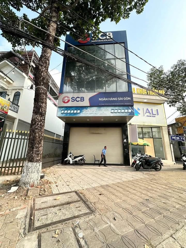 Nhà cho thuê mặt tiền đường 3/2, quận Ninh Kiều, Cần Thơ - Phù hợp mở văn phòng, shop!