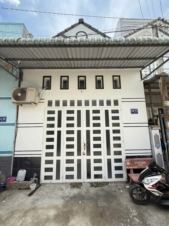 Nhà bán 1 trệt 1 lửng KDC Sơn Thủy 40m² giá 1.58 tỷ - Tiện ích gần chợ, bệnh viện!