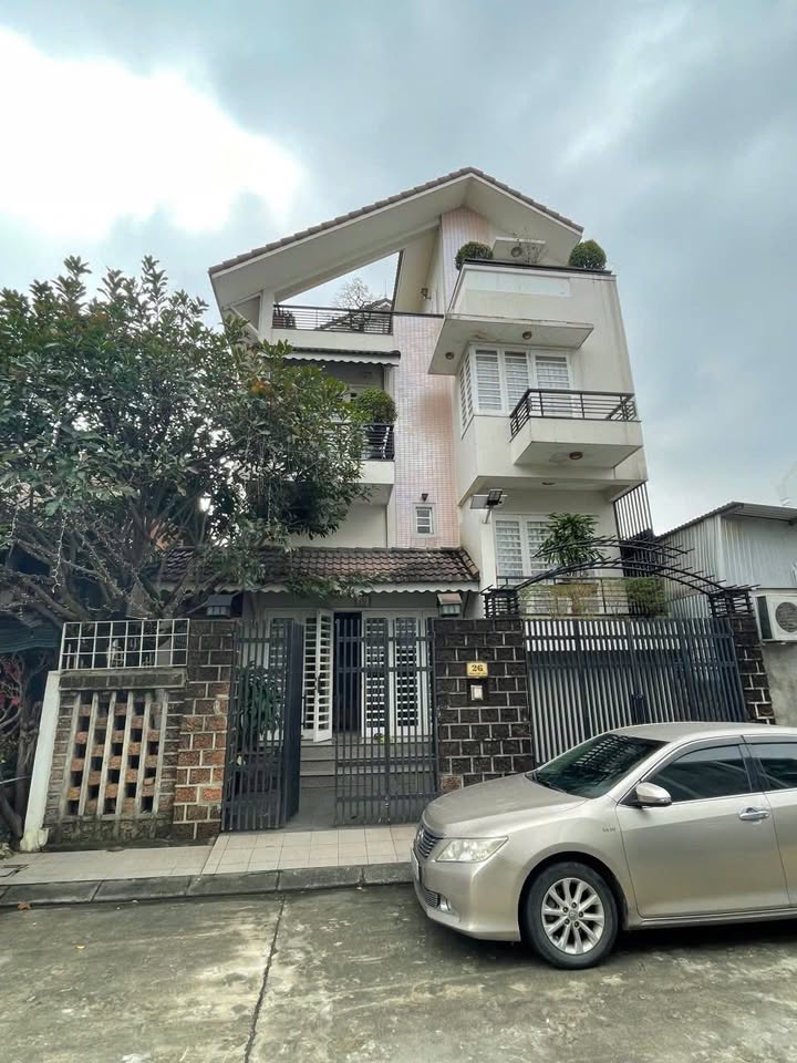 Biệt thự 3 tầng mặt tiền Trần Anh Liên, TP Huế, diện tích 165m² - Sổ hồng chính chủ, giá tốt!