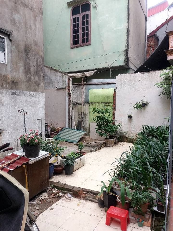 Bán đất Ngọc Lâm 30.5m² giá 4.88 tỷ - Tiện ích đầy đủ, vị trí đắc địa!