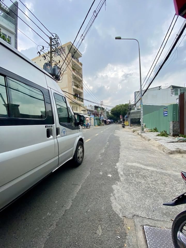 Nhà mặt tiền Dương Văn Dương, Tân Quý 40m² giá 5.7 tỷ - Đầu tư sinh lời ngay!