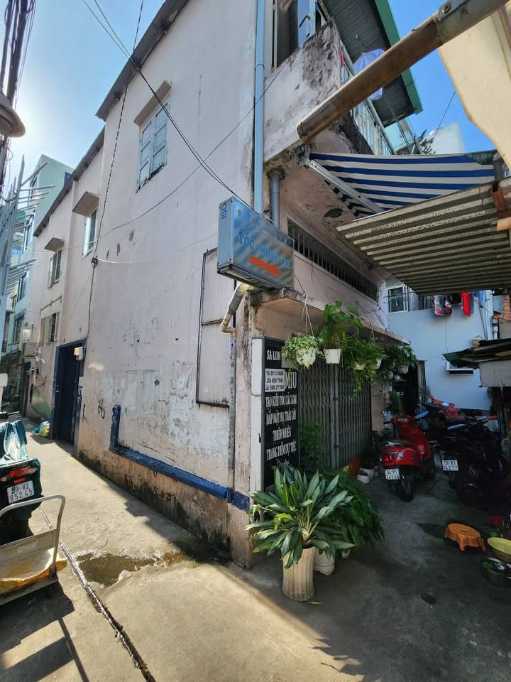 Bán gấp nhà mặt tiền chợ Cao Thắng, Phú Nhuận 52m² giá 8.5 tỷ - Đầu tư sinh lời ngay!