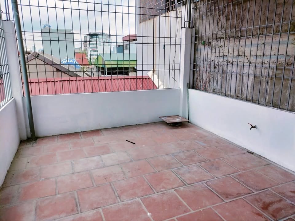 Nhà 4 tầng tại Đức Diễn, 40m² giá 8 tỷ - Nhà đẹp, kinh doanh tốt!