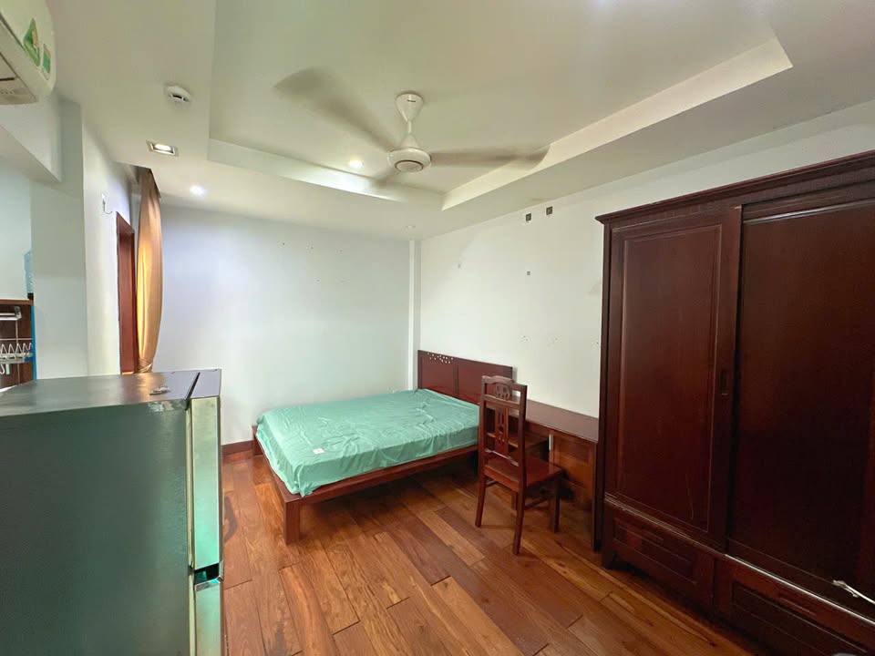 Phòng cho thuê ngay sân bay Tân Sơn Nhất, phường 2, Tân Bình - Full nội thất, giờ giấc tự do!