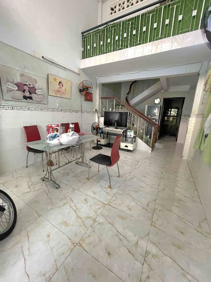 Nhà phố quận 11 - 52m² giá 12.2 tỷ - Hẻm ô tô, sổ hồng chính chủ!