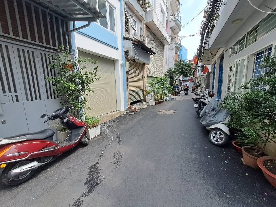 Nhà phố Lý Thái Tổ, Quận 3, 28.2m² - Khu VIP, an ninh tuyệt đối!