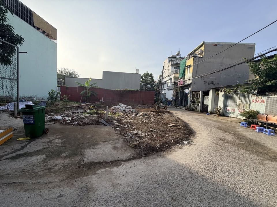 Đất Lô Góc Hiệp Bình Chánh 93m² giá 7.7 tỷ - Tiện ích bủa vây, phù hợp xây nhà ở hoặc CHDV