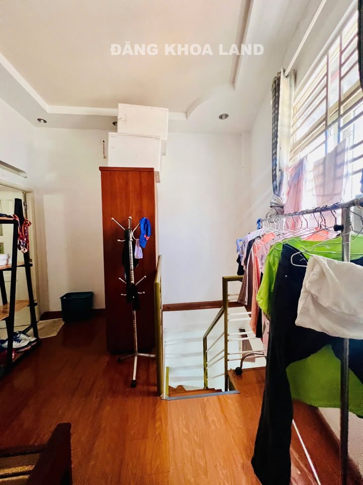 Nhà Trường Thọ Thủ Đức 30m² giá 2.5 tỷ - Gần chợ Thủ Đức, tiện ích đa dạng!