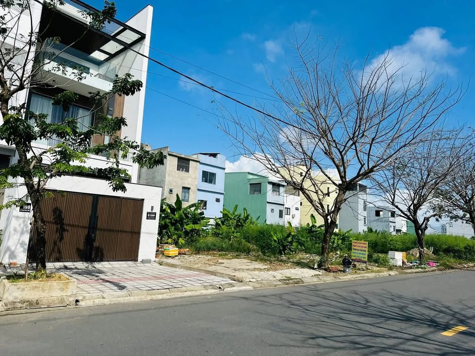 Đất nền đường Lê Quảng Chí, quận Cẩm Lệ 216m² giá 19 tỷ - Sổ đỏ chính chủ, hướng Đông Nam!