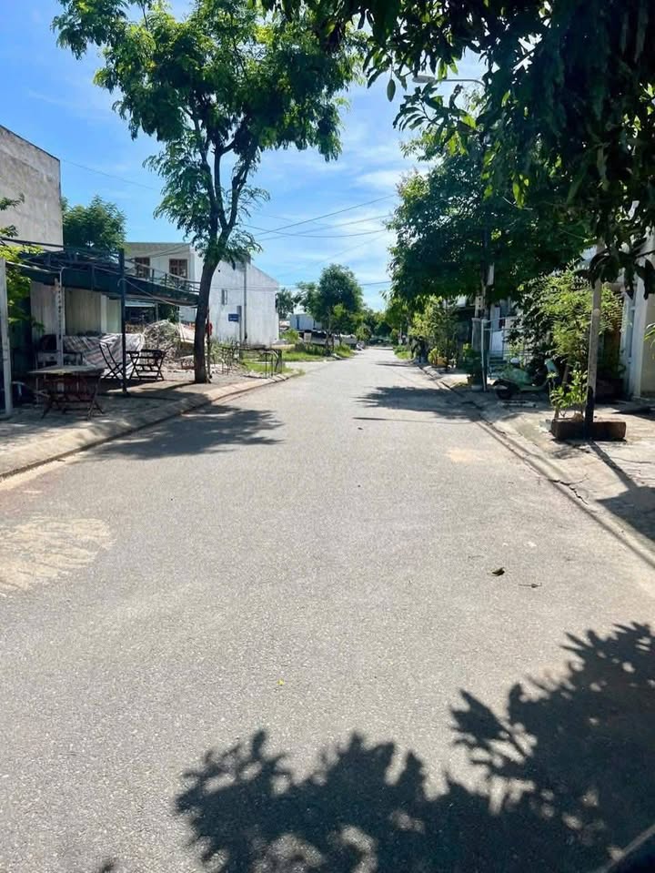 Đất mặt tiền Văn Thánh Đà Nẵng 105m² giá 3 tỷ - Vị trí đắc địa, tiện ích đa dạng!