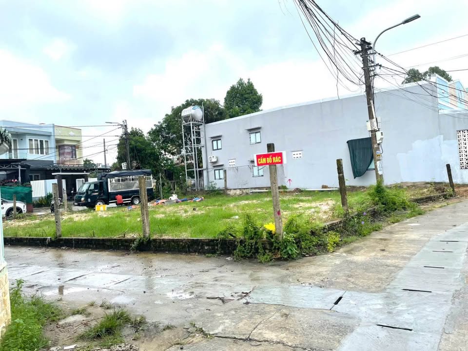 Đất nền Hòa Tiến Đà Nẵng 140m² giá 2.55 tỷ - Lô góc hai mặt tiền ô tô thông