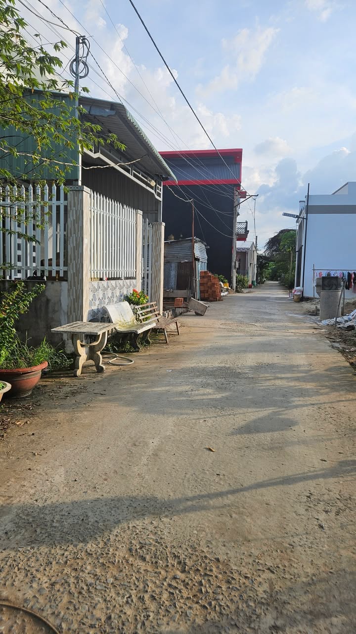 Đất thổ cư 80m² tại ấp 4, xã Cái Bè, giá 850 triệu - Đường xe hơi vào tận nơi!