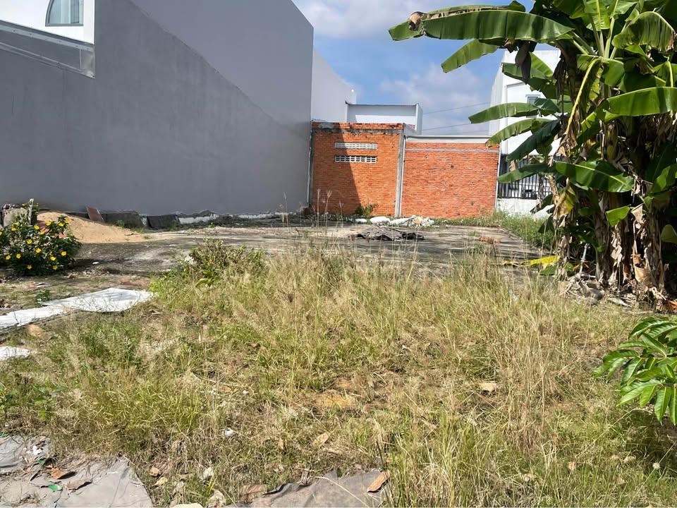 Đất nền Cà Mau 180m² giá 1.9 tỷ - Mặt tiền đường Phan Văn Xoàn