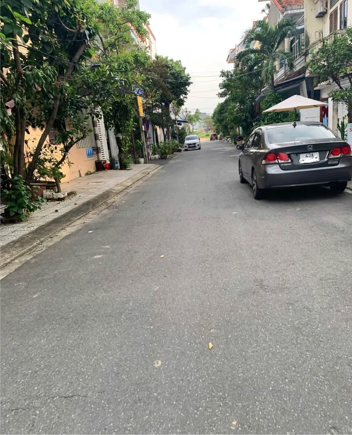 Nhà phố Ngũ Hành Sơn Đà Nẵng 145m² giá 5 tỷ - Lô góc ô tô đỗ cửa