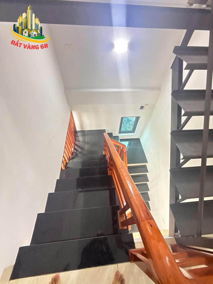 Nhà 2 tầng đường Trần Quang Khải, Ninh Sơn, 62m² giá 3 tỷ - Khu dân cư an ninh, giao thông thuận lợi!