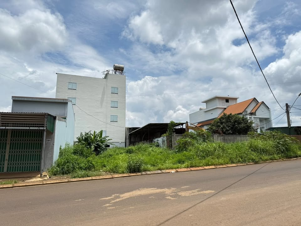 Đất mặt tiền kinh doanh Buôn Ma Thuột 149.84m² giá chỉ 2.95 tỷ - Đầu tư sinh lời ngay!