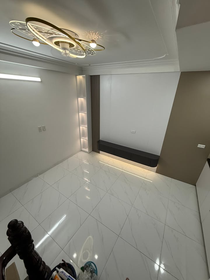 Nhà riêng 5 tầng, 22m² tại Kim Ngưu, 5.2 tỷ - Chính chủ bán gấp!