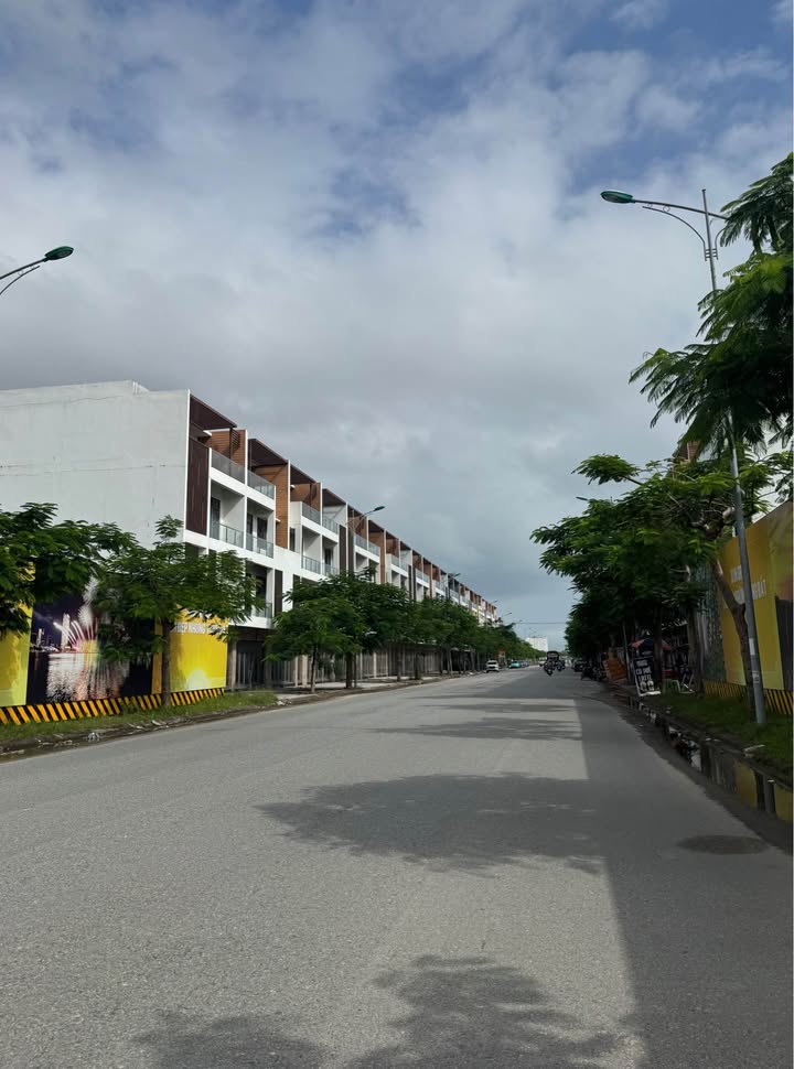 Đất nền góc view sông tại Ngũ Hành Sơn 247m² - Cơ hội đầu tư hiếm có!