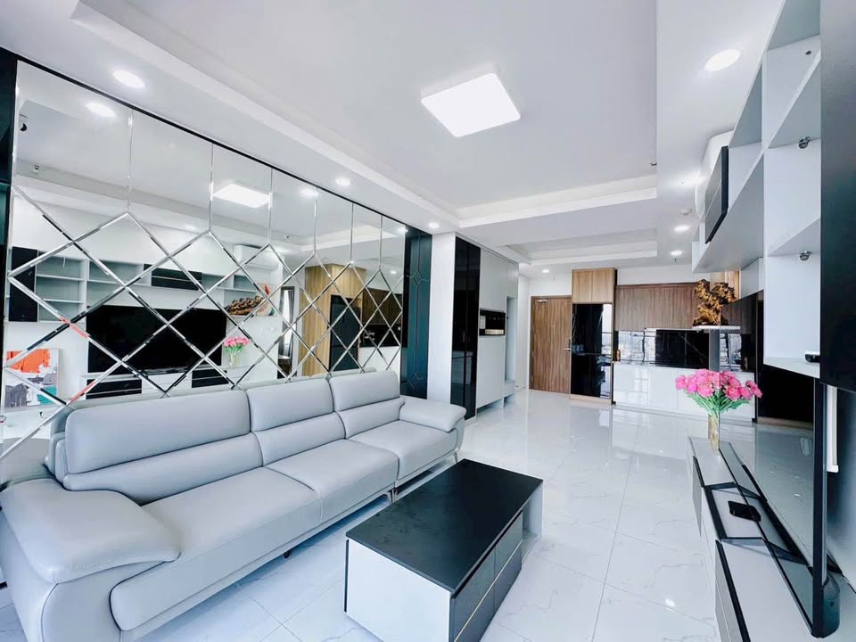 Căn hộ Opal Skyline Lái Thiêu 85m² giá 10 triệu - View đẹp, thoáng mát!