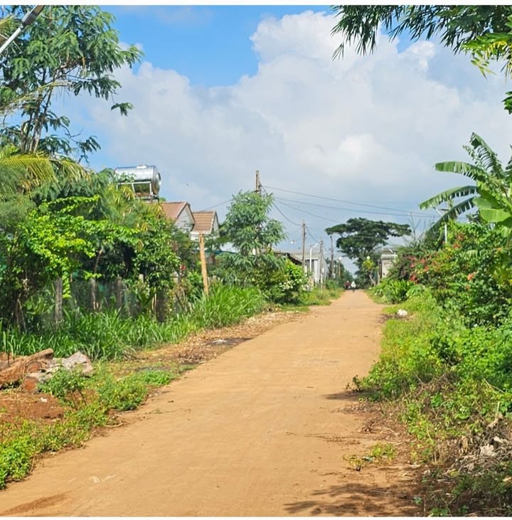 Đất nền Cư Huê, Ea Kar 329m² giá 805 triệu - Pháp lý rõ ràng, tiện ích đầy đủ!