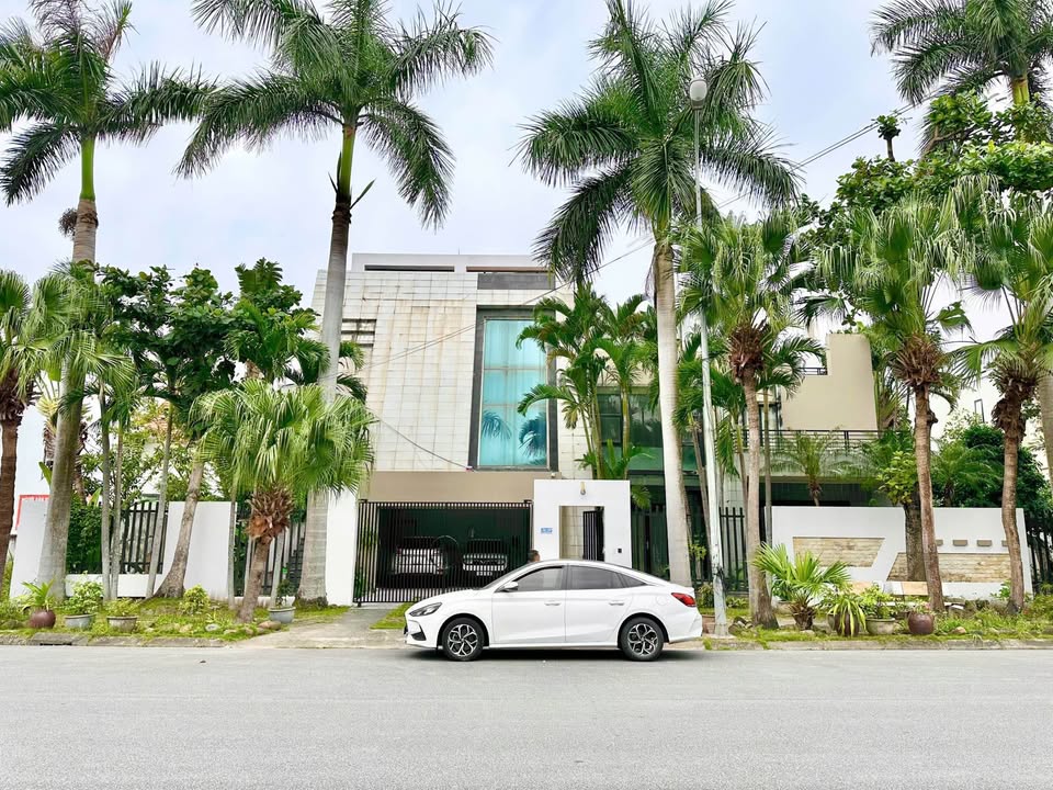 Biệt thự Anh Dũng Dương Kinh 630m² giá 31.5 tỷ - Kết nối thuận tiện Cầu Rào 3!